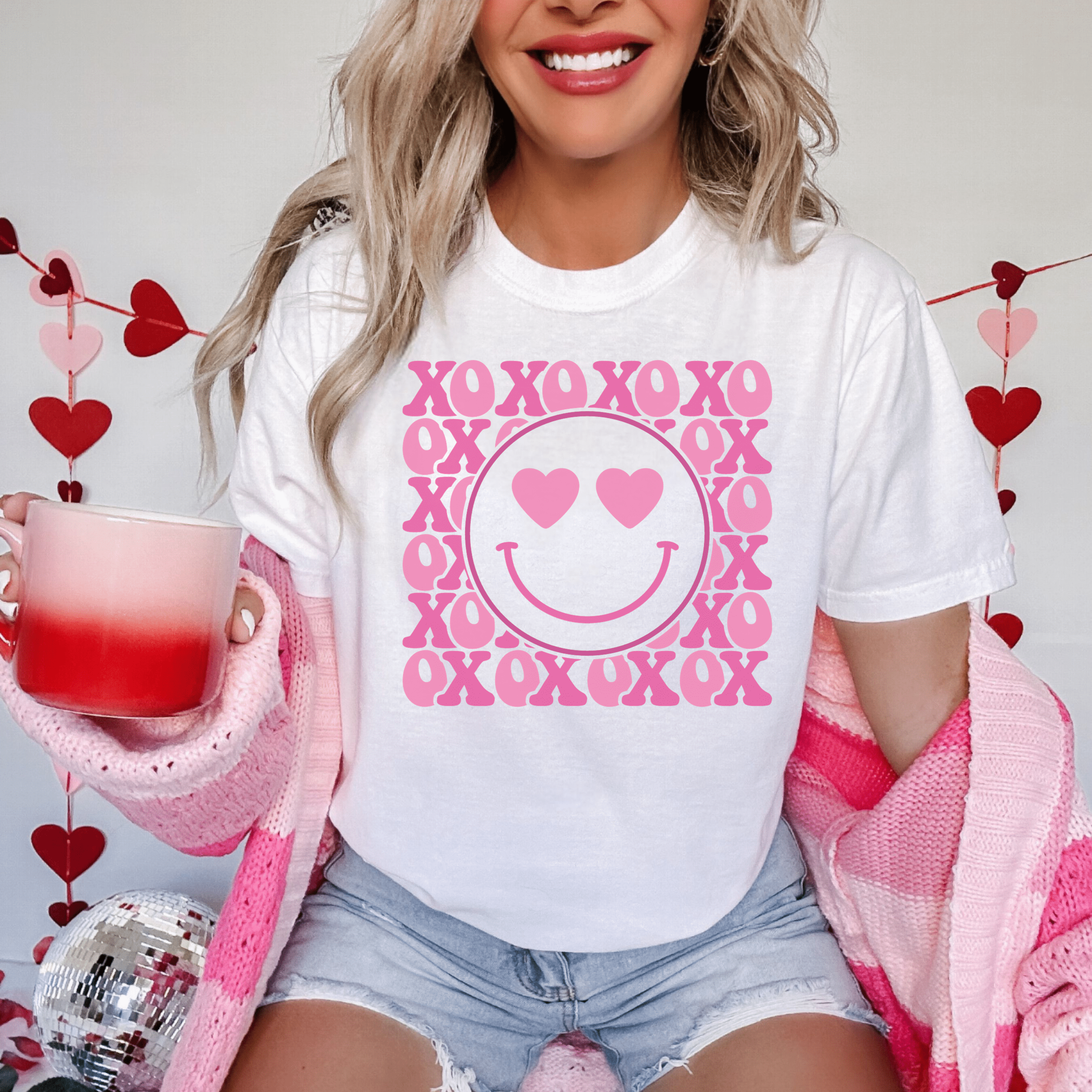 XOXO Smiley T-Shirt